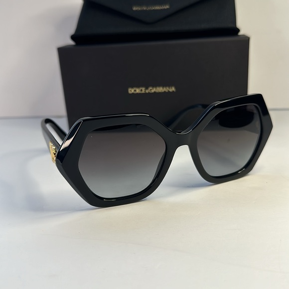 Dolce & Gabbana DG4406 Crossed geometric-frame sunglasses - Picture 7 of 15